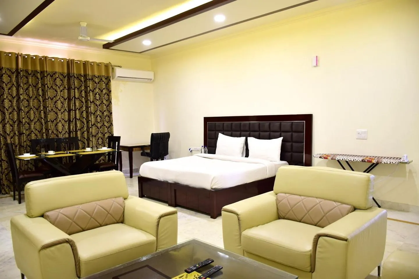 When In Gurgaon - Artemis Hospital 1 Min Walk, Fortis & Medanta 4 Mins Drive Appartement