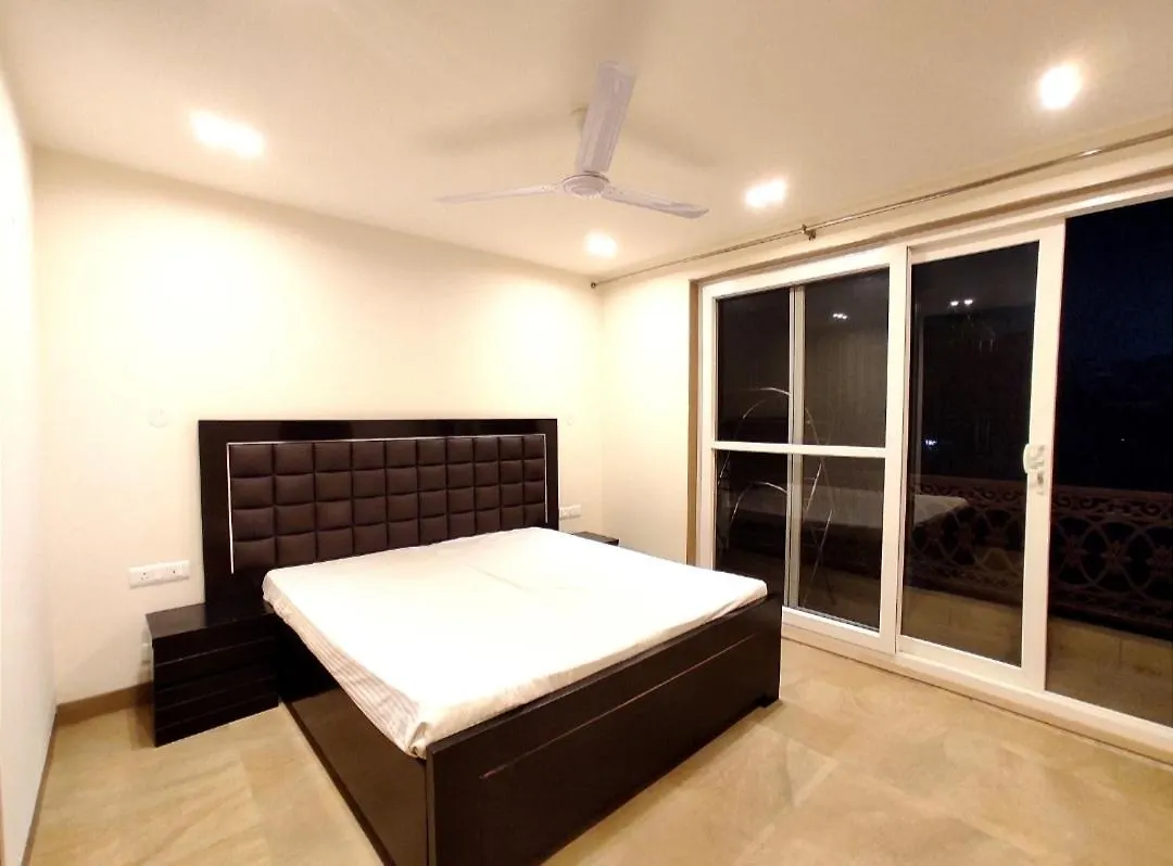When In Gurgaon - Artemis Hospital 1 Min Walk, Fortis & Medanta 4 Mins Drive Appartement