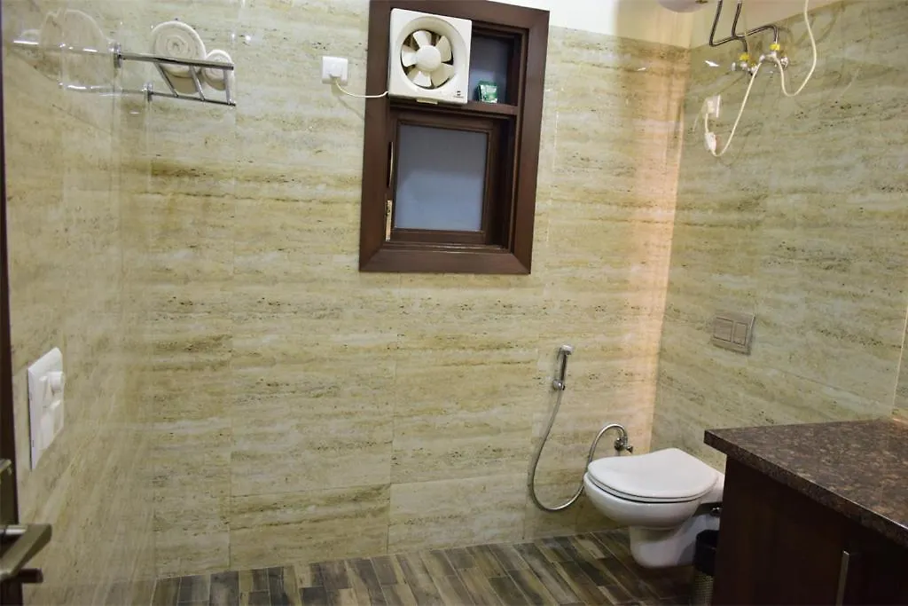 When In Gurgaon - Artemis Hospital 1 Min Walk, Fortis & Medanta 4 Mins Drive Appartement