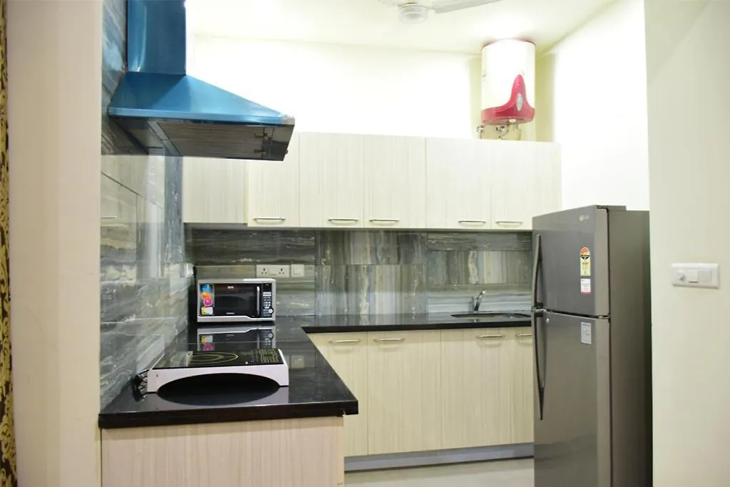 When In Gurgaon - Artemis Hospital 1 Min Walk, Fortis & Medanta 4 Mins Drive 0*,